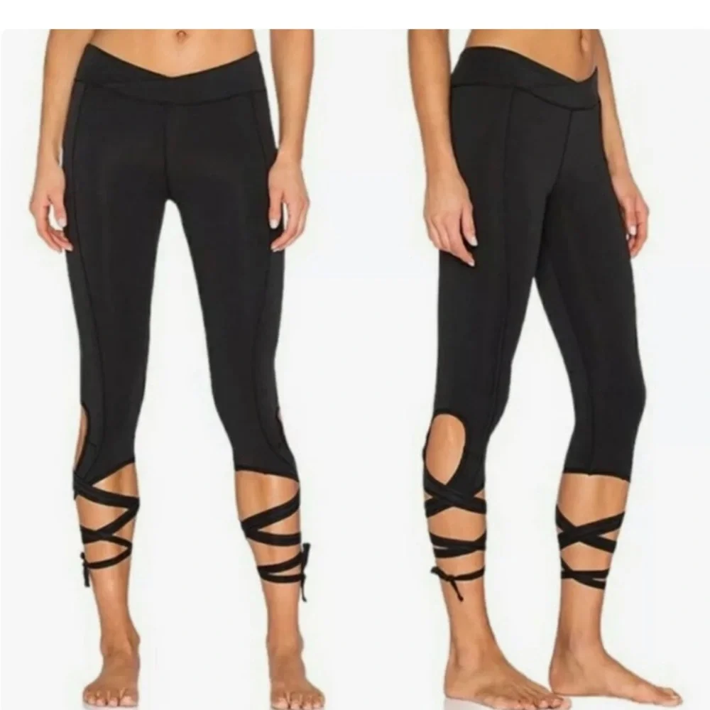 Free People Movement‎ Black Turnout Tie Leggings women’s size XS